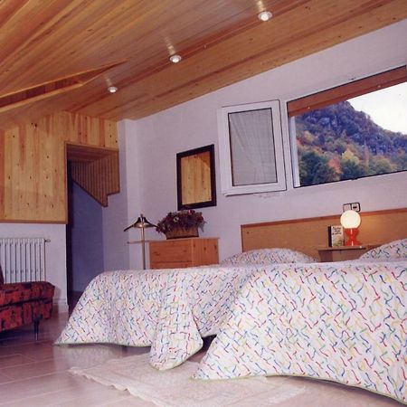 Hostal Talabart Les Exterior foto